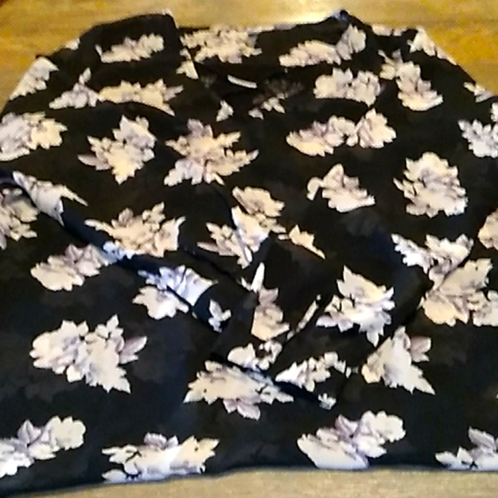 Live and truth women blouse